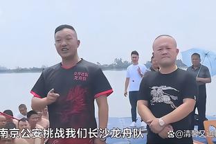 机会寥寥，德凯特拉雷数据：射门挂零，6对抗5成功，评分6.8分